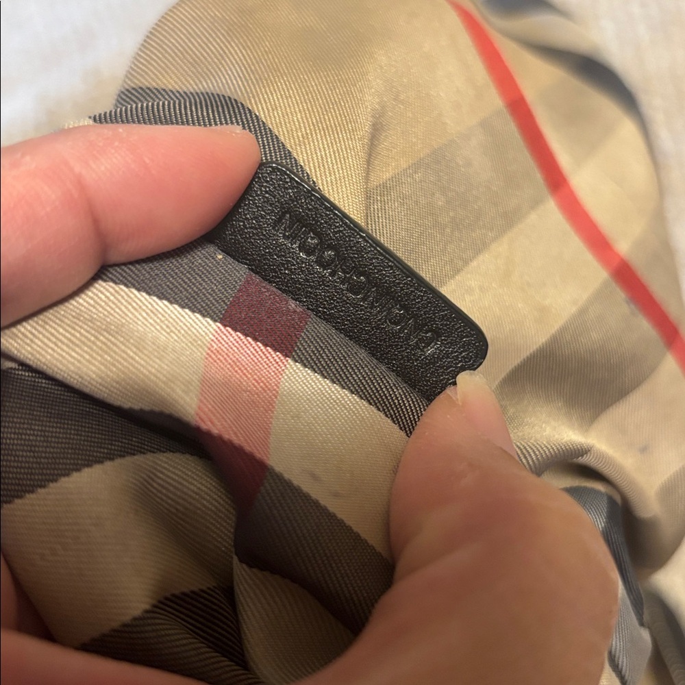 Burberry Nylon Buckleigh Tote in Black - Picture 10 of 12